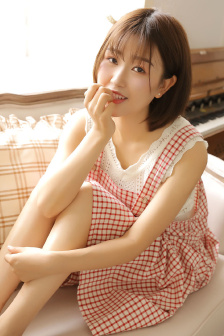 一件衣服都没有穿的动漫女